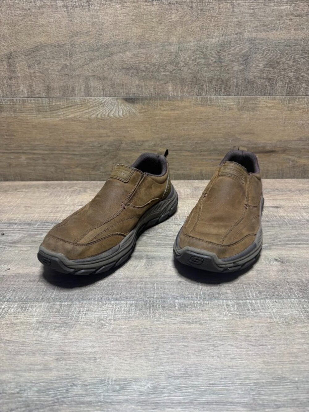 Skechers Brown Leather Slip-Ins Relaxed Fit Loafer Men's Size 9